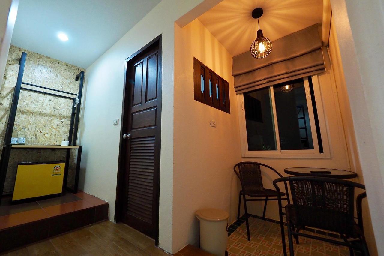 Fellow Hostel Chiang Mai Exterior foto
