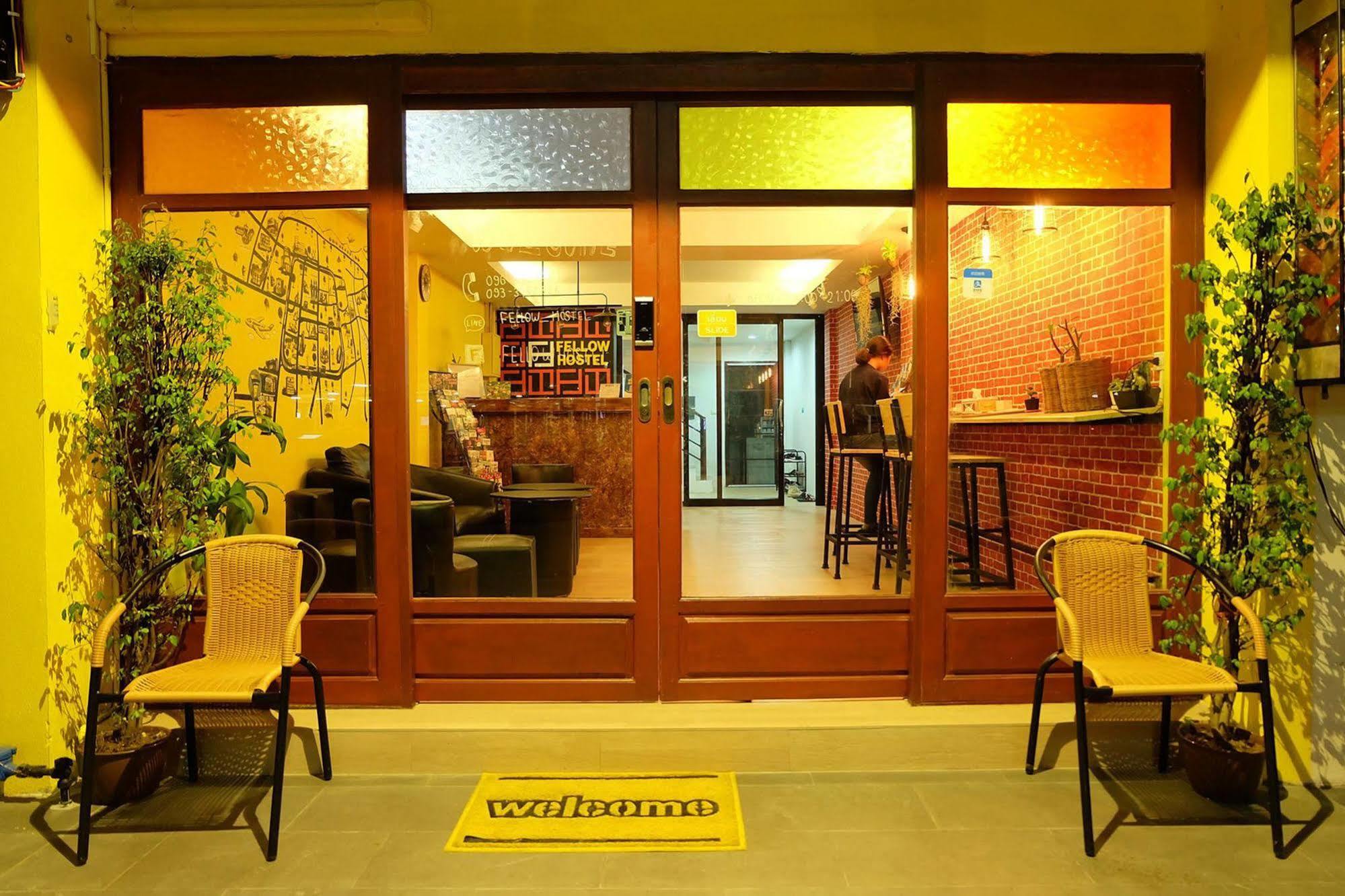 Fellow Hostel Chiang Mai Exterior foto